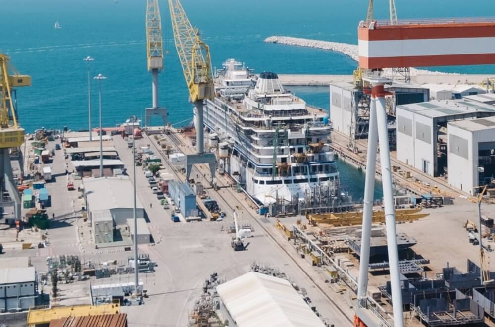 造船・海洋 01. SHIPBUILDING / OCEAN DEVELOPMENT